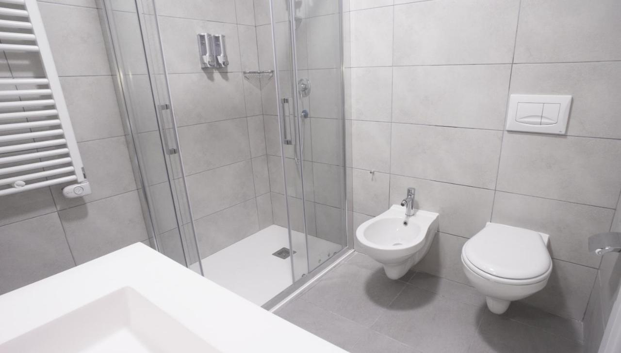 Piamarta Apartments Тосколано Мадерно Екстериор снимка